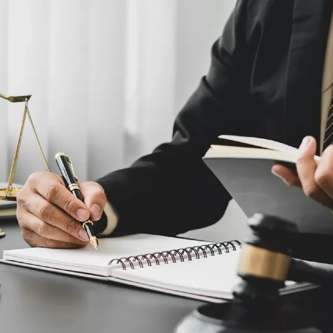 Civil Lawyer