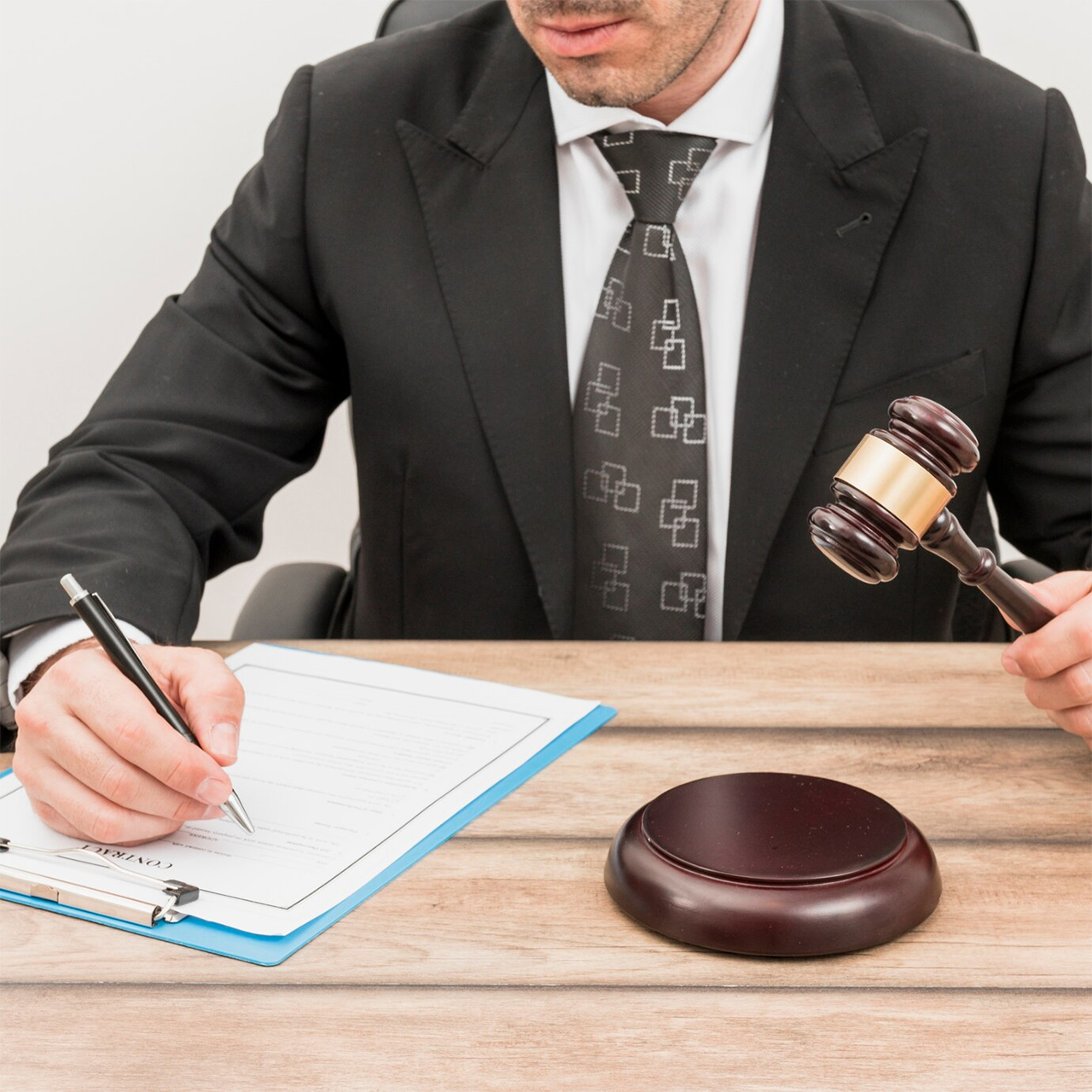 Corporate Case Lawyer